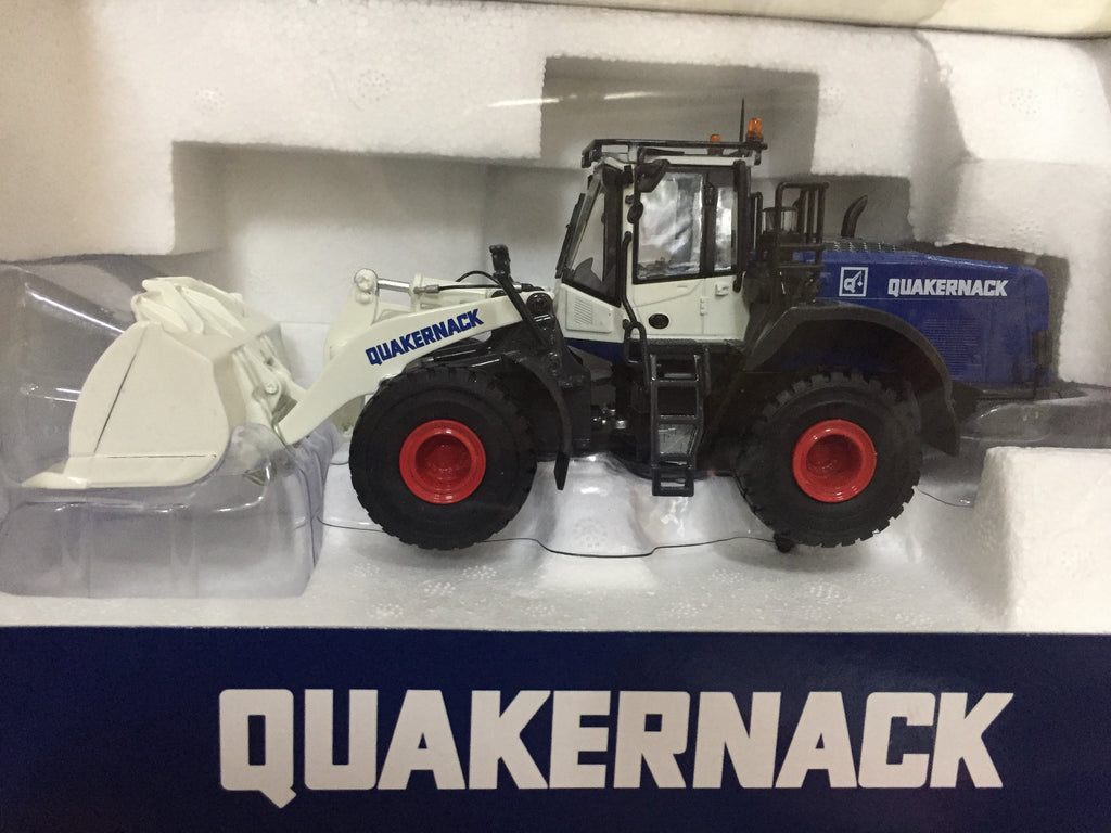 1:50 UH 8116 Komatsu WA470-8 German QUAKERNACK white