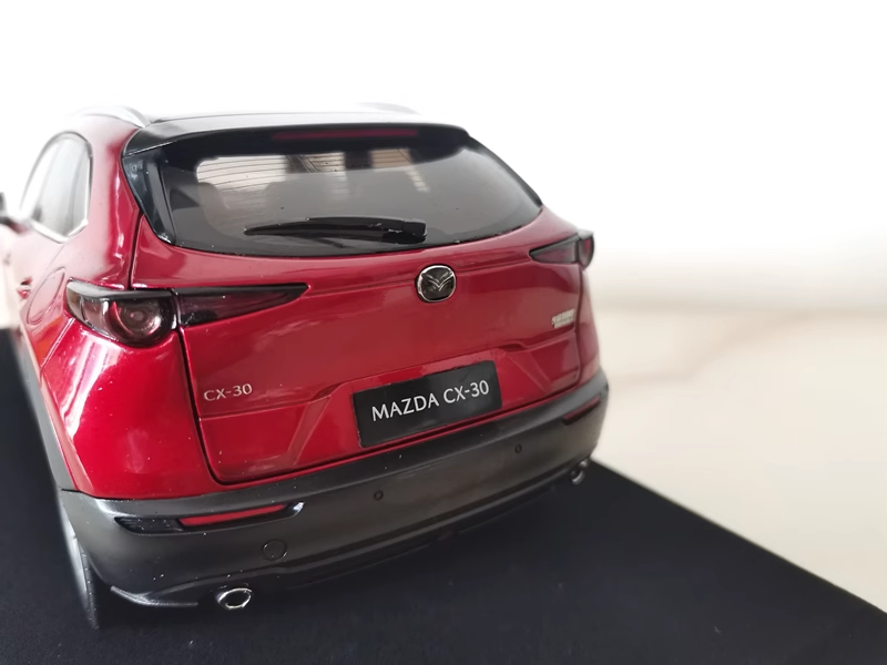 1:18 Authentic MAZDA CX-30 Crystal Red Die-Cast SUV Model - Ultra-Realistic Collectible, Opening Doors & Functional Features (Factory Brand, Gift-Ready)