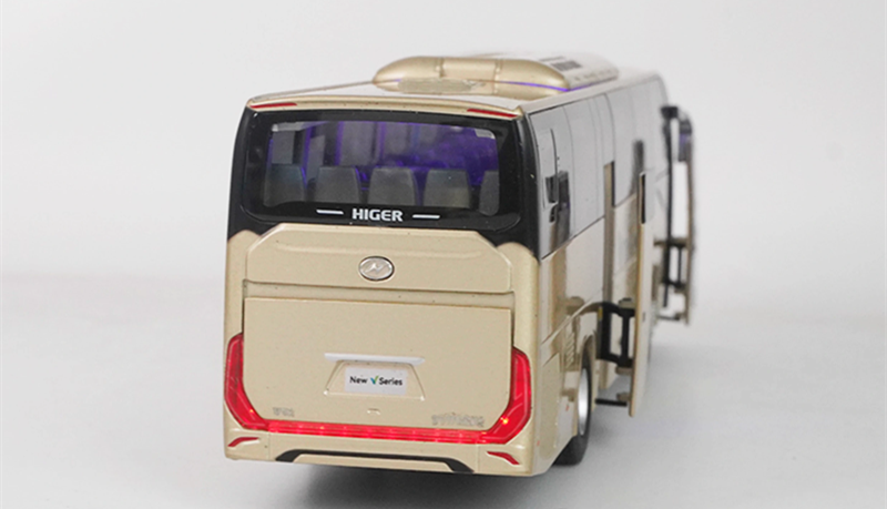 1:42 Scale Golden dragon Higer Coach V12 Alloy Bus Model with LED Lights - Collectible Display Gift for Adults, Diecast Replica for Transport Fans