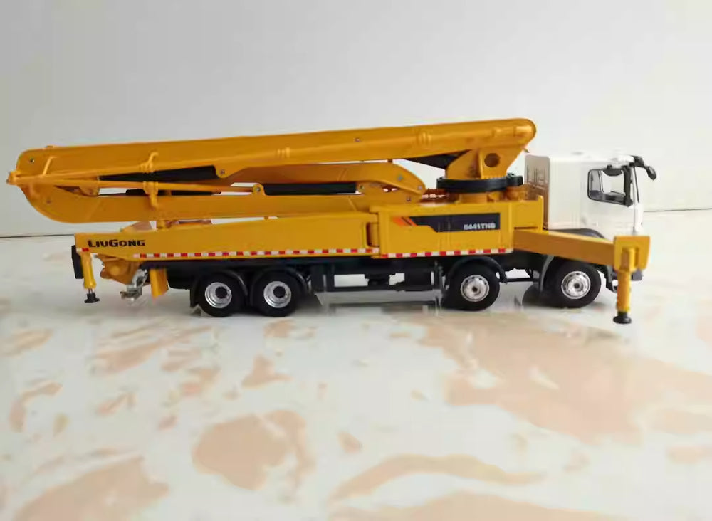 High-Fidelity Alloy Diecast Collectible-1:50 LiuGong 5441THB Concrete Pump Truck Model