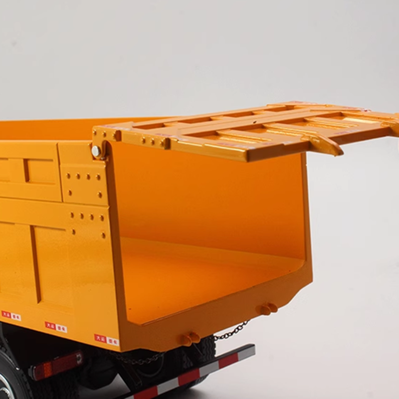 Authentic high quality 1:24 Large scale Dayun N8V dump truck model metal tipper trailer toy miniature