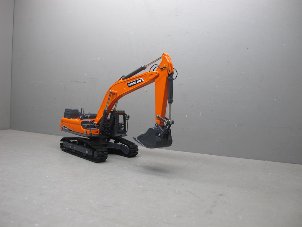 New 1:50 Develon DX380HD diecast Excavator model for gift, collection