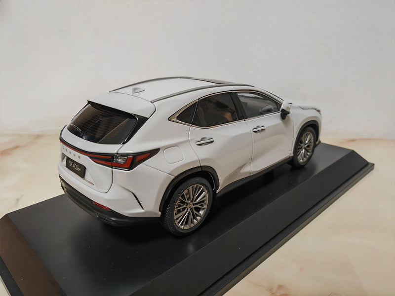 Original Factory 1:18 Lexus NX400h+ Luxury Hybrid  Diecast SUV car Model for promotional gift