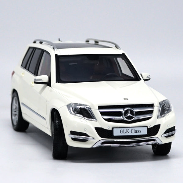 Original factory authentic 1:18 GTA Mercedes-benz Glk 300 off-road veh –  Classic Models Wholesale Store