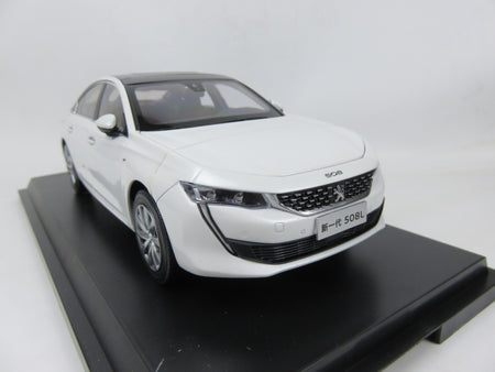 Original factory authentic 1:18 PEUGEOT new generation 508L Diecast car models for gift, toys