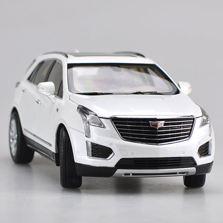 Original Authorized Authentic 1/18 Scale CADILLAC XT5 2017 SUV White Diecast Car Model for birthday/christmas gift,collection